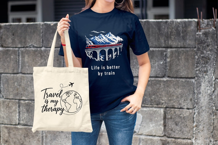 Koszulka-Navy-Life-is-Better-by-Train