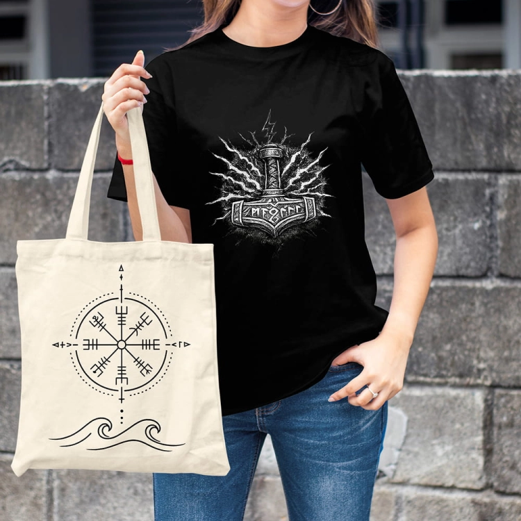 Kobieta-Koszulka-Czarna-T-Shirt-Mjolnir.jpg