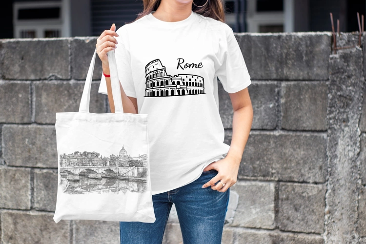 Kobieta-Koszulka-Biała-City-Break-Rzym-Colosseum